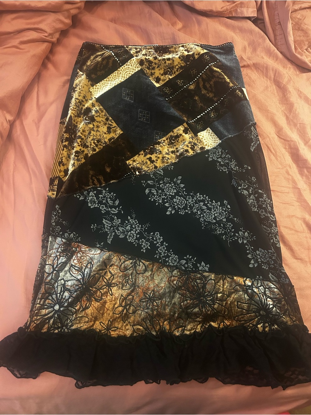 Heart & Soul Y2K Midi Pencil Skirt